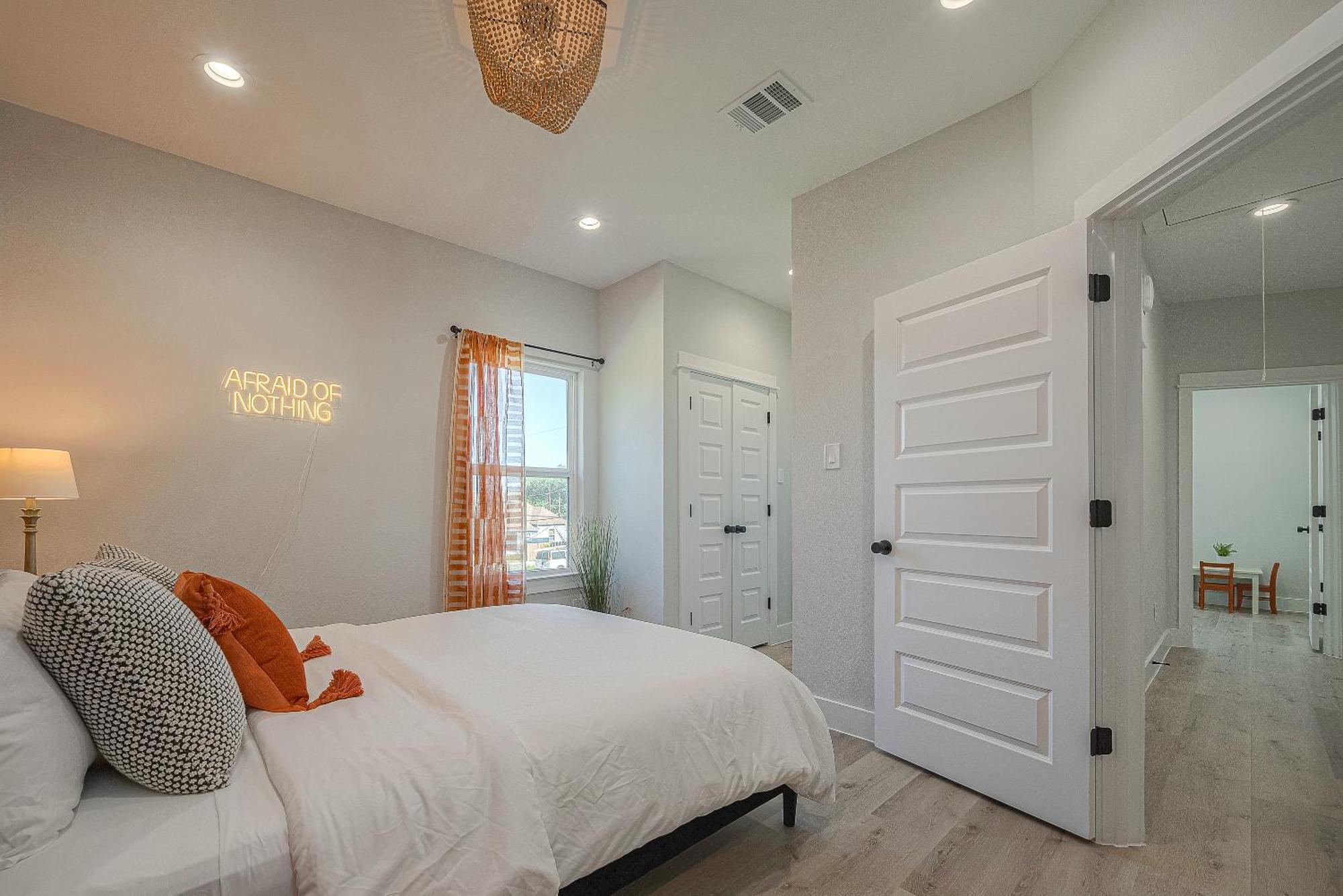 Modern Home Near Downtown With Fast Wifi, Bbq, Games & Ev Equipped! Houston Eksteriør billede