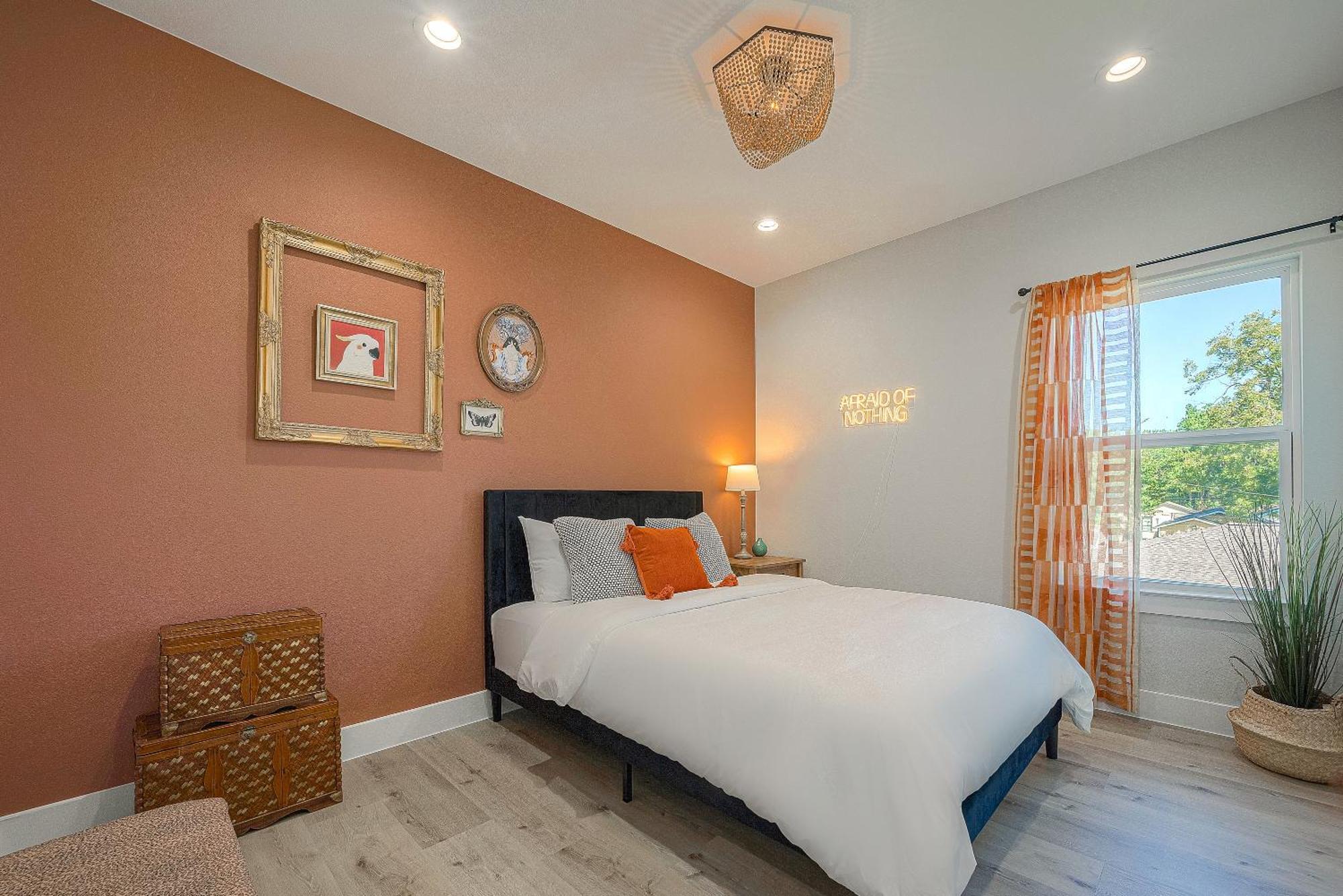 Modern Home Near Downtown With Fast Wifi, Bbq, Games & Ev Equipped! Houston Eksteriør billede