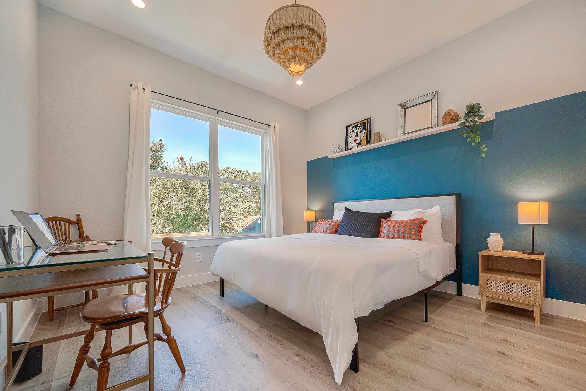 Modern Home Near Downtown With Fast Wifi, Bbq, Games & Ev Equipped! Houston Eksteriør billede