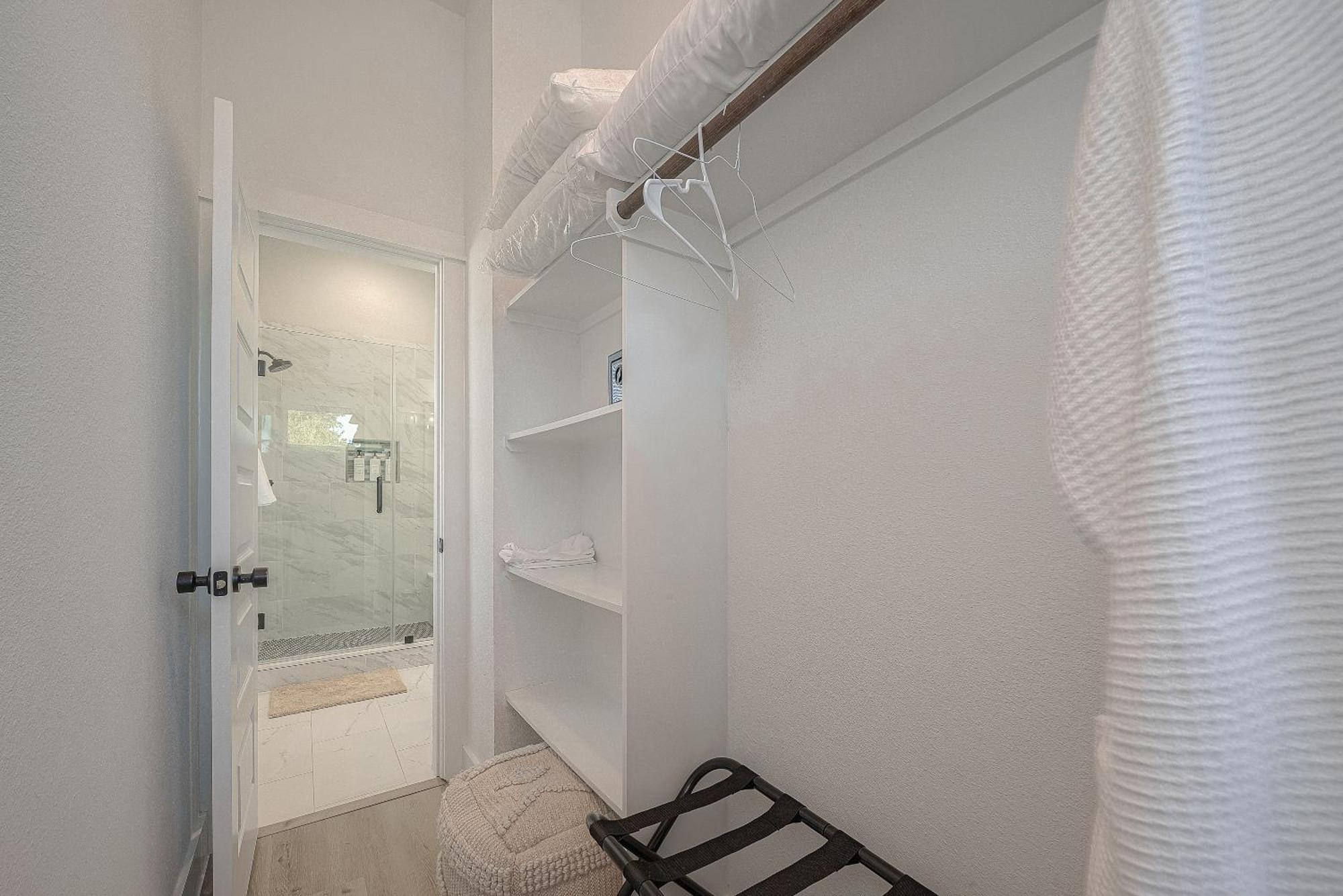 Modern Home Near Downtown With Fast Wifi, Bbq, Games & Ev Equipped! Houston Eksteriør billede